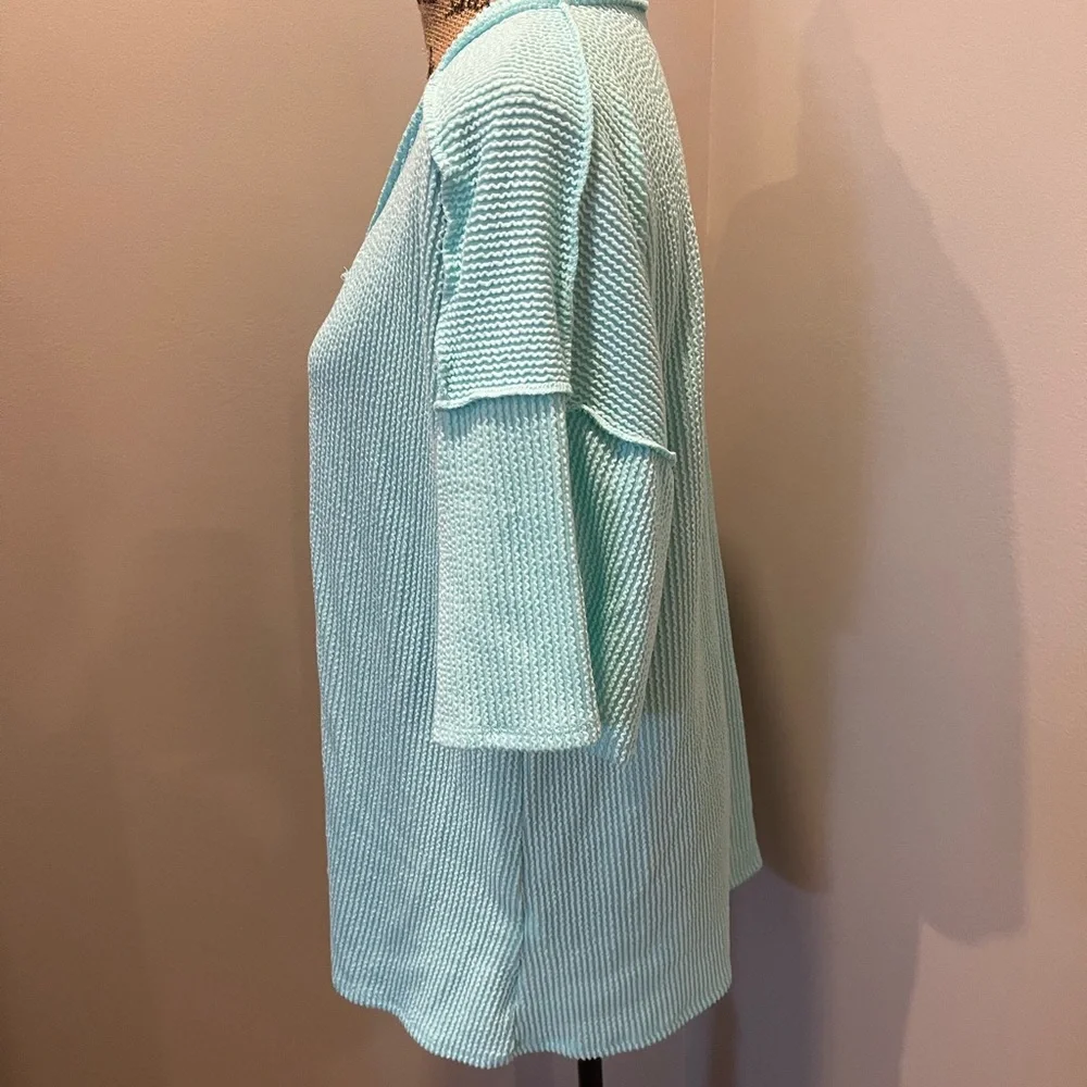Heimish V-Neck Ribbed Top - Picture 4 of 5